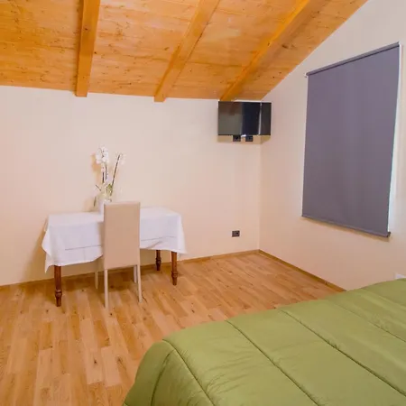 منتجع Cascina Reggio *