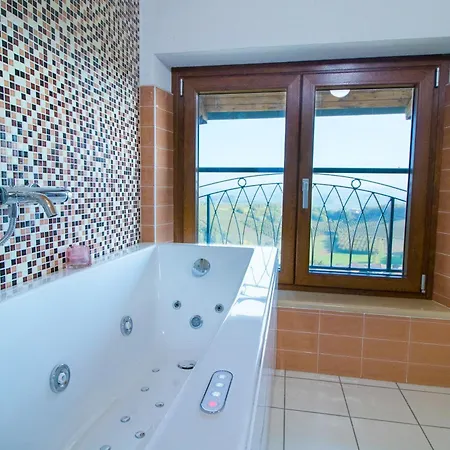 Cascina Reggio * Castelnuovo (Asti)